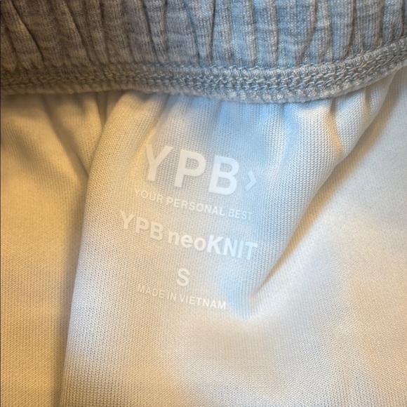 YPB neoKnit Gray Casual Mini Skirt sz sm - Picture 4 of 4